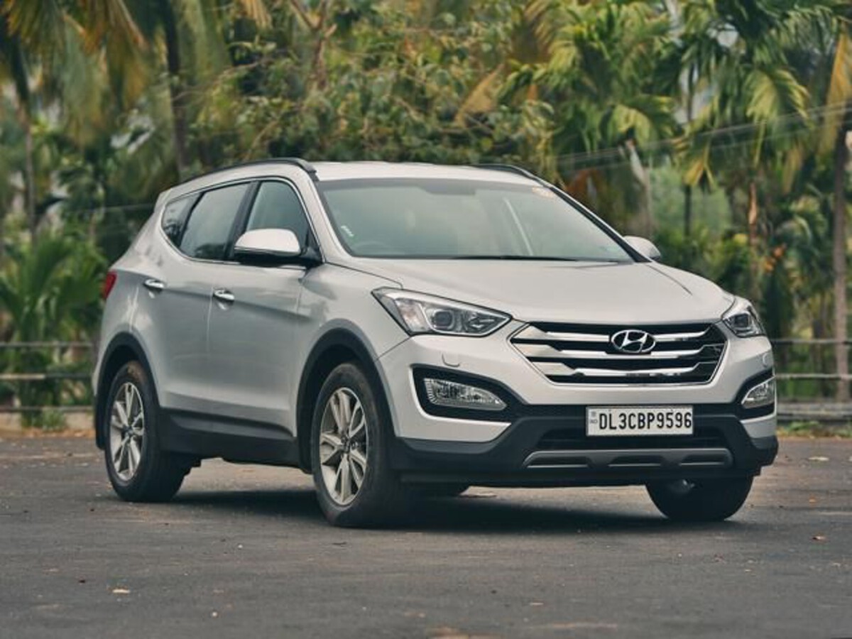 Hyundai Santa Fe (2010–2014)