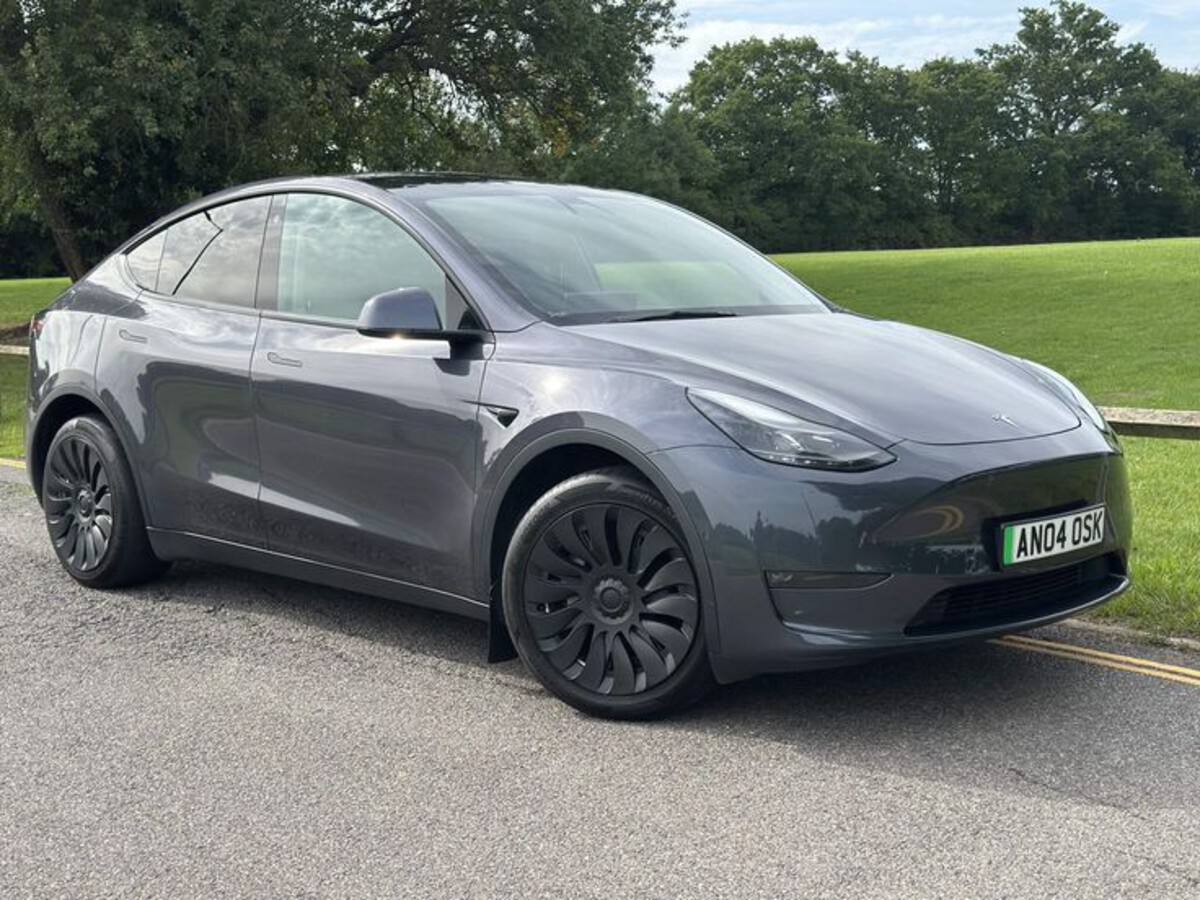 Tesla Model Y Long Range 