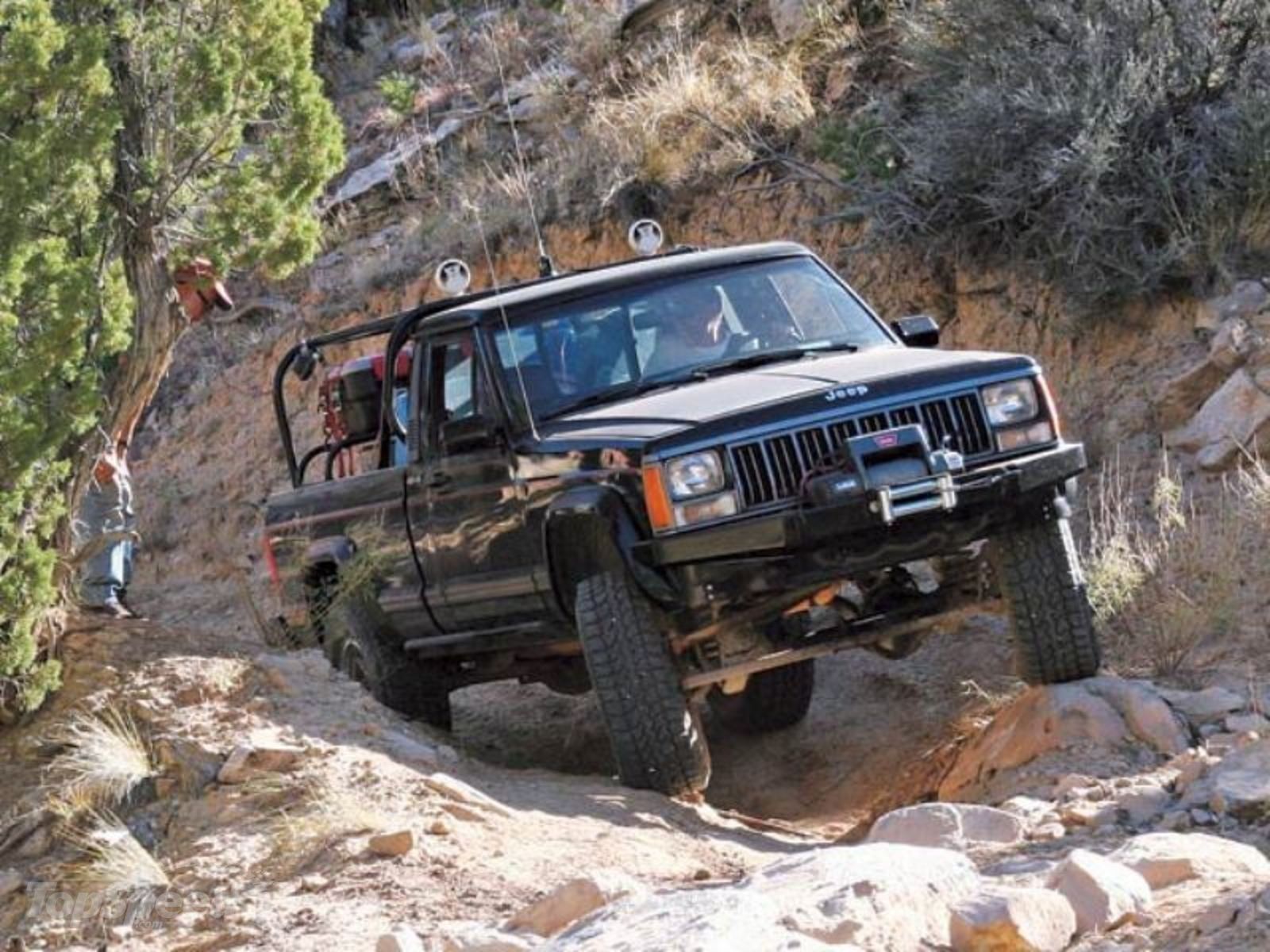 1986 1992 Jeep Comanche 2