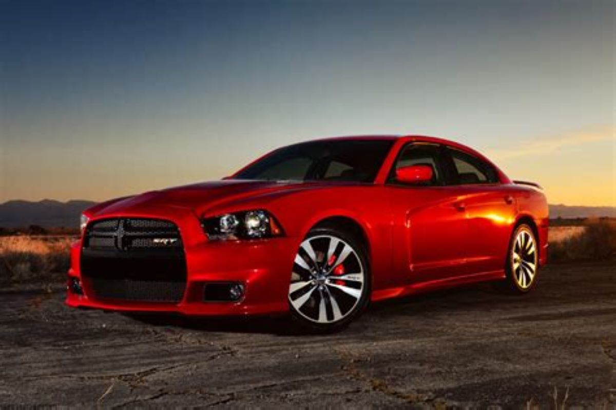 2011 Dodge Charger 2