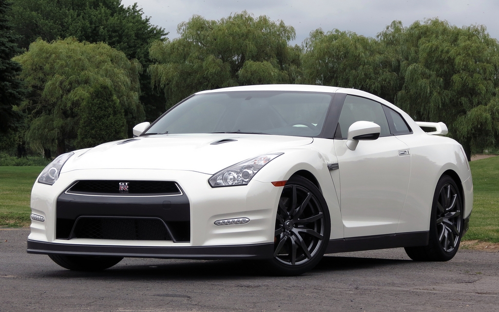 2013 Nissan GT R Premium 2013 Nissan GT-R Premium