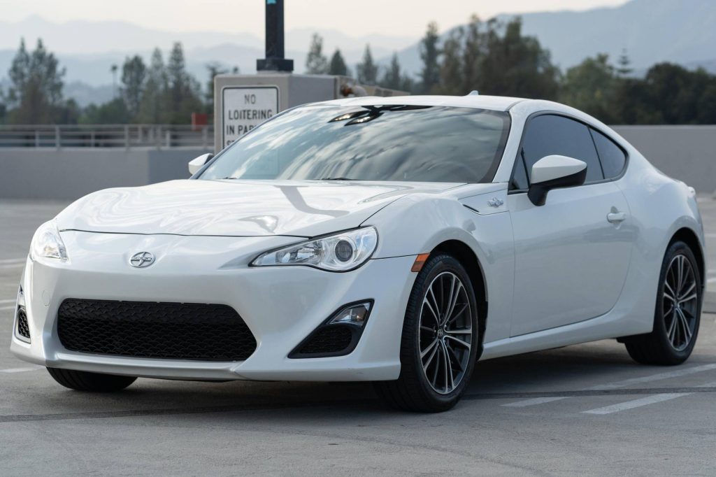2013 Scion FR-S