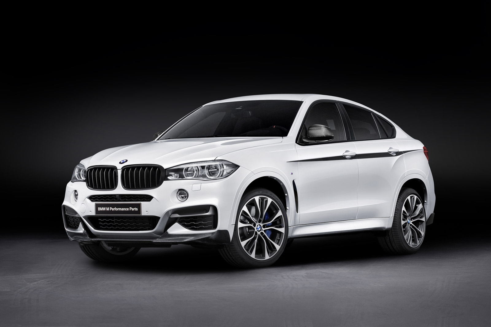 2015 BMW X6 M