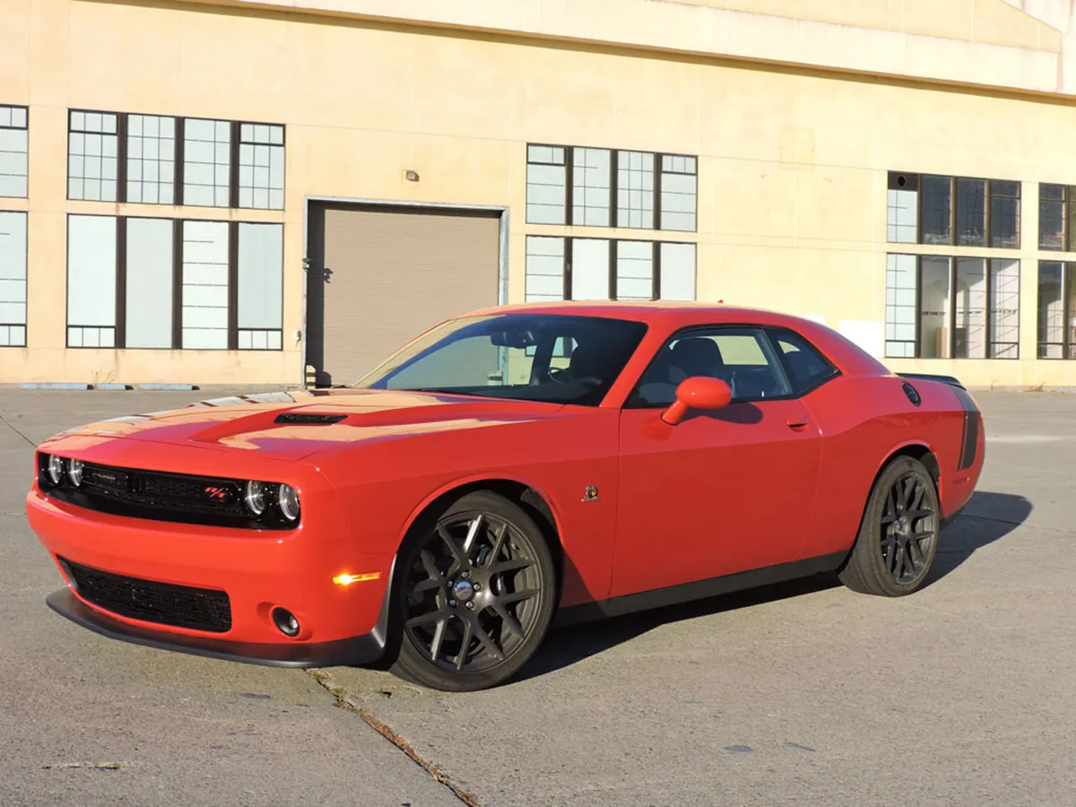2016 Dodge Challenger RT 2016 Dodge Challenger R/T