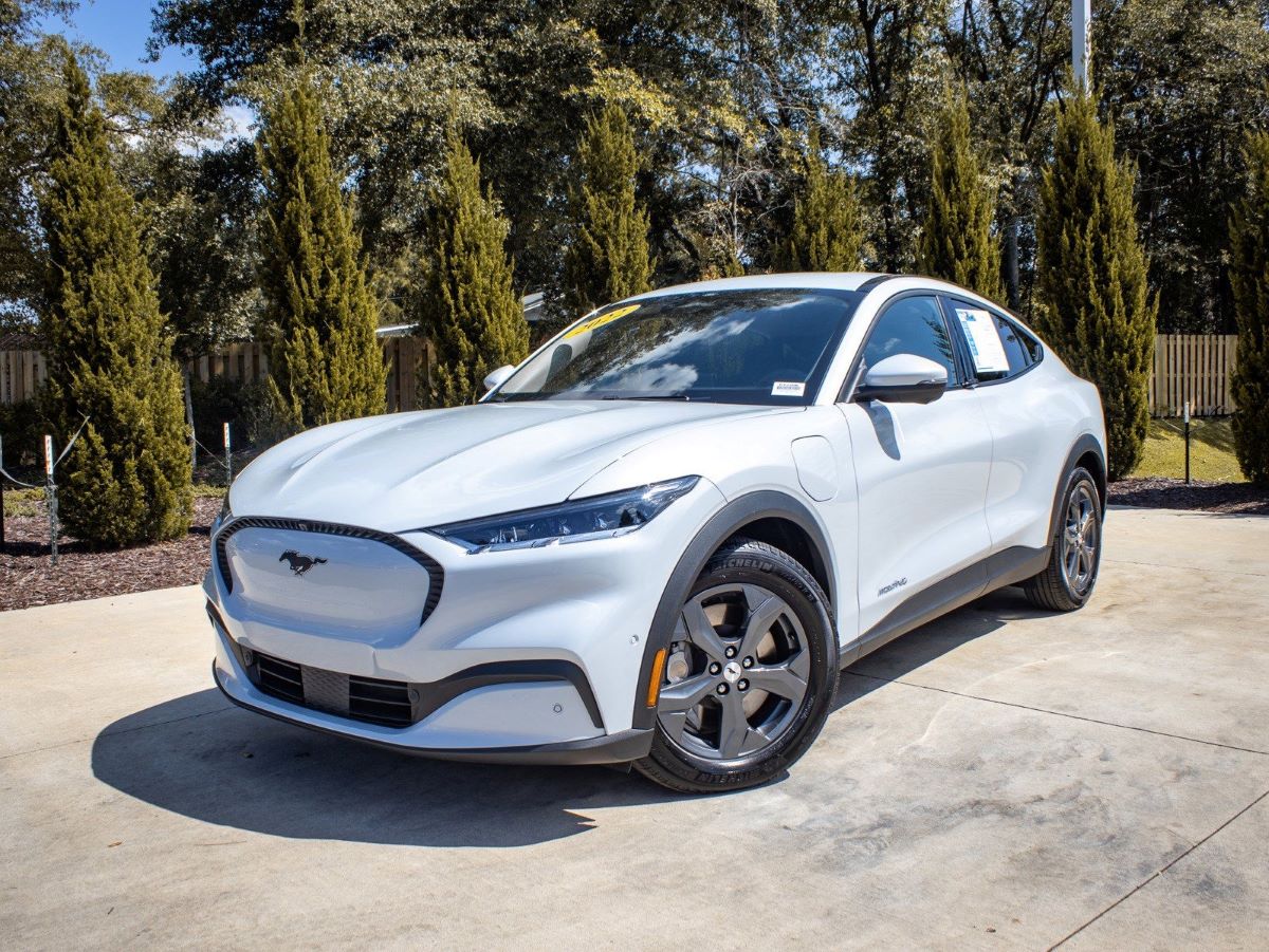 2022 Ford Mustang Mach E 2022 Ford Mustang Mach E