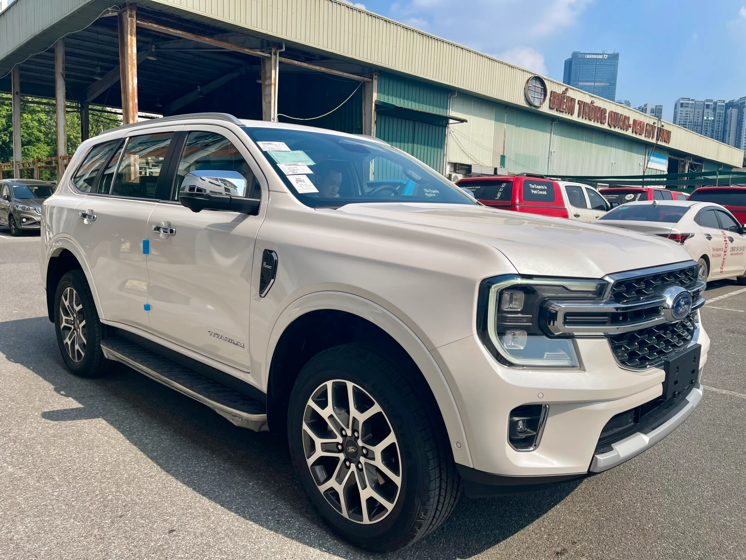 2024 Ford Everest Titanium