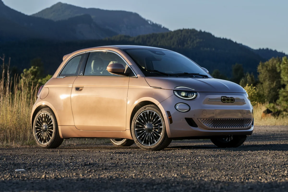 2025 Fiat 500e