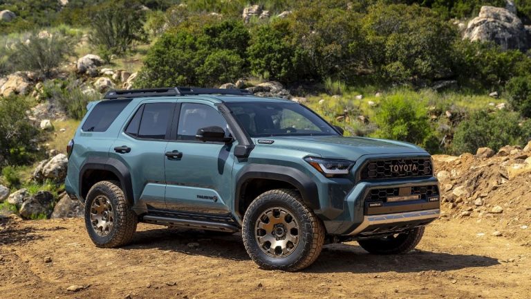 2025 Toyota 4Runner 2
