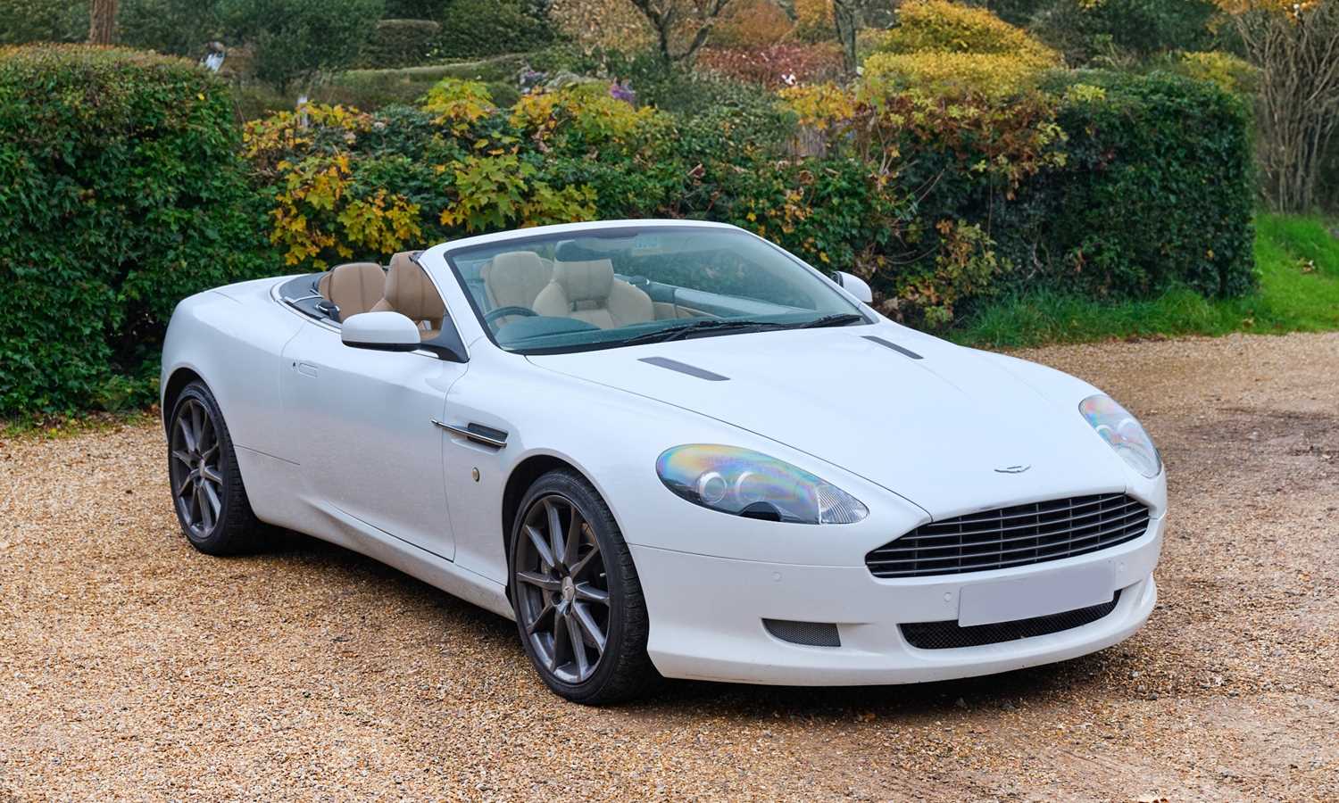 Aston Martin DB9 Volante (Early 2000s