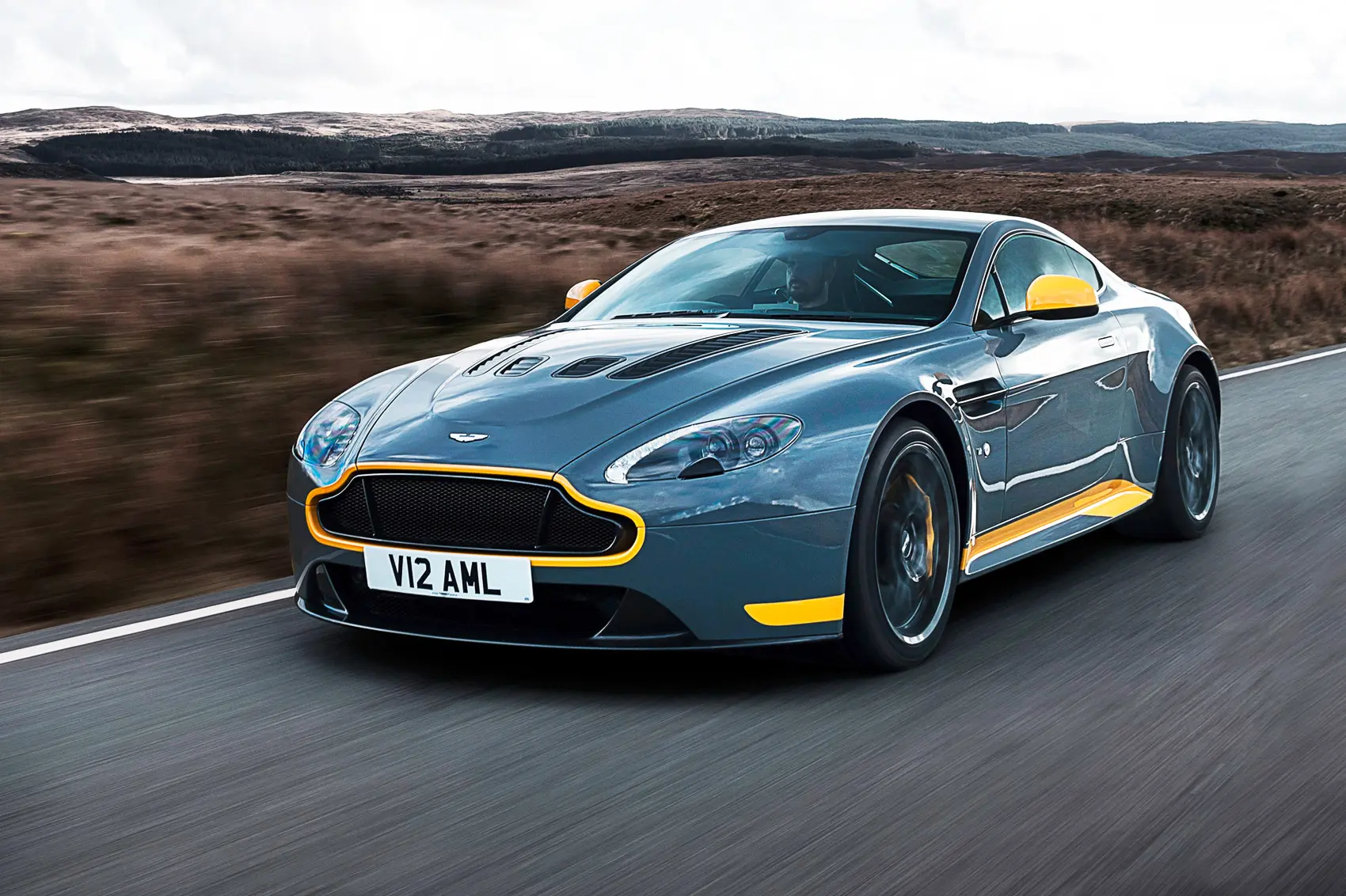 Aston Martin V12 Vantage (2016-2018)