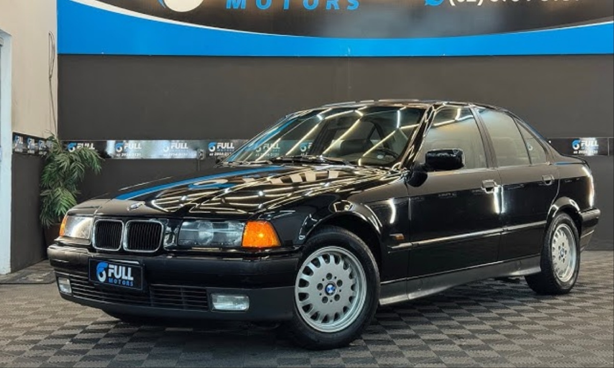 BMW 325i E36