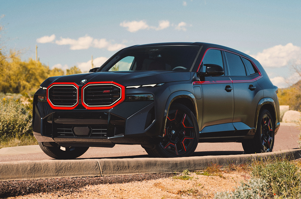 BMW XM Label Red