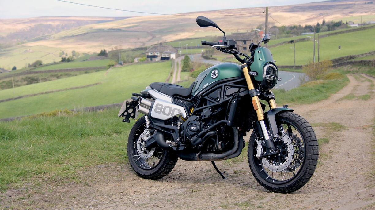 Benelli Leoncino 800 Retro