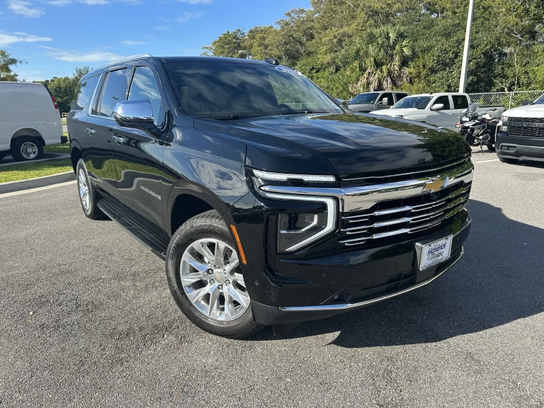 Chevrolet Suburban Premier SUV