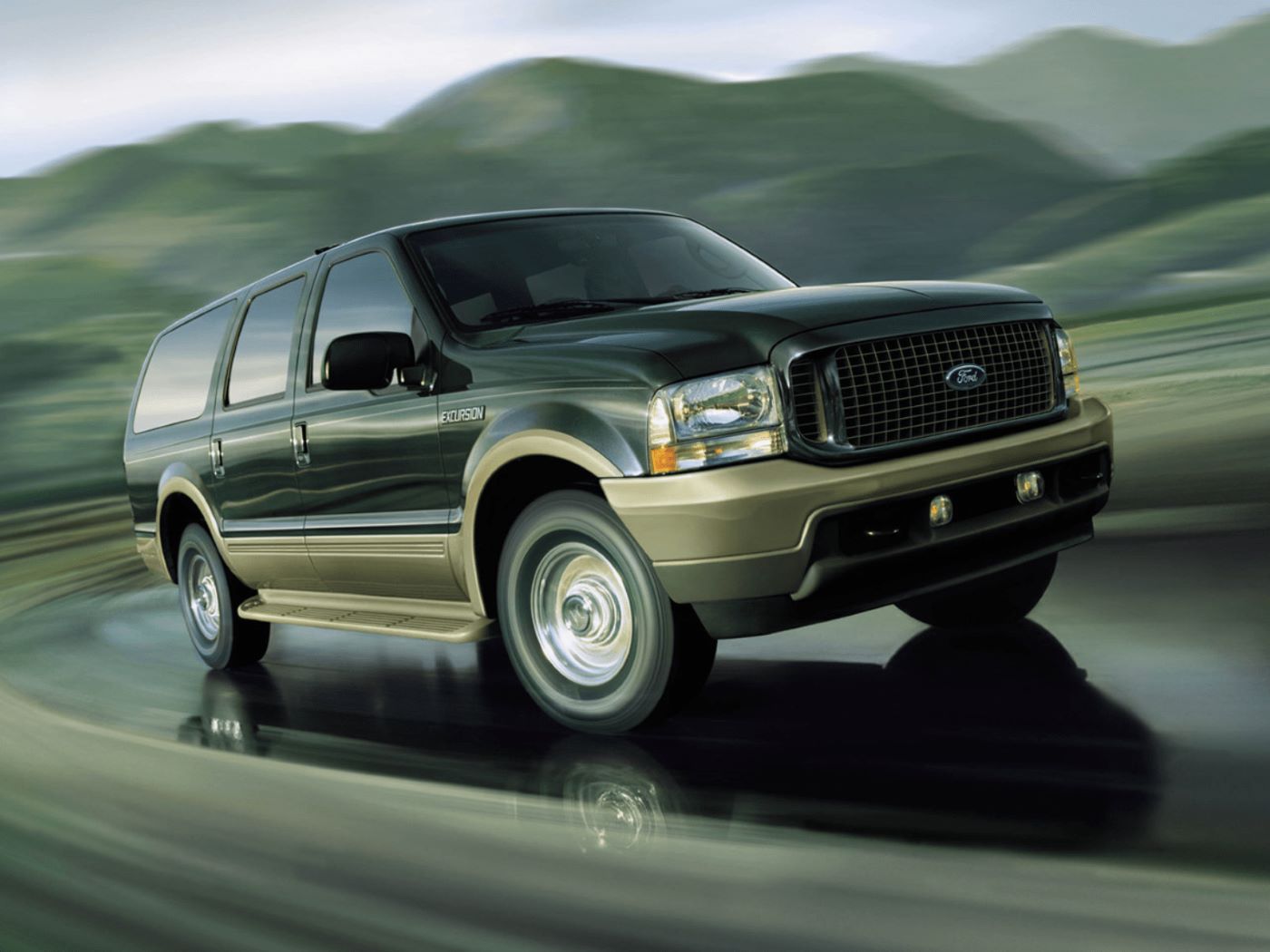 Ford Excursion Tire Blowout