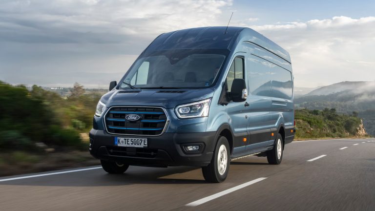 Ford Transit Passenger Van (2020–2025)
