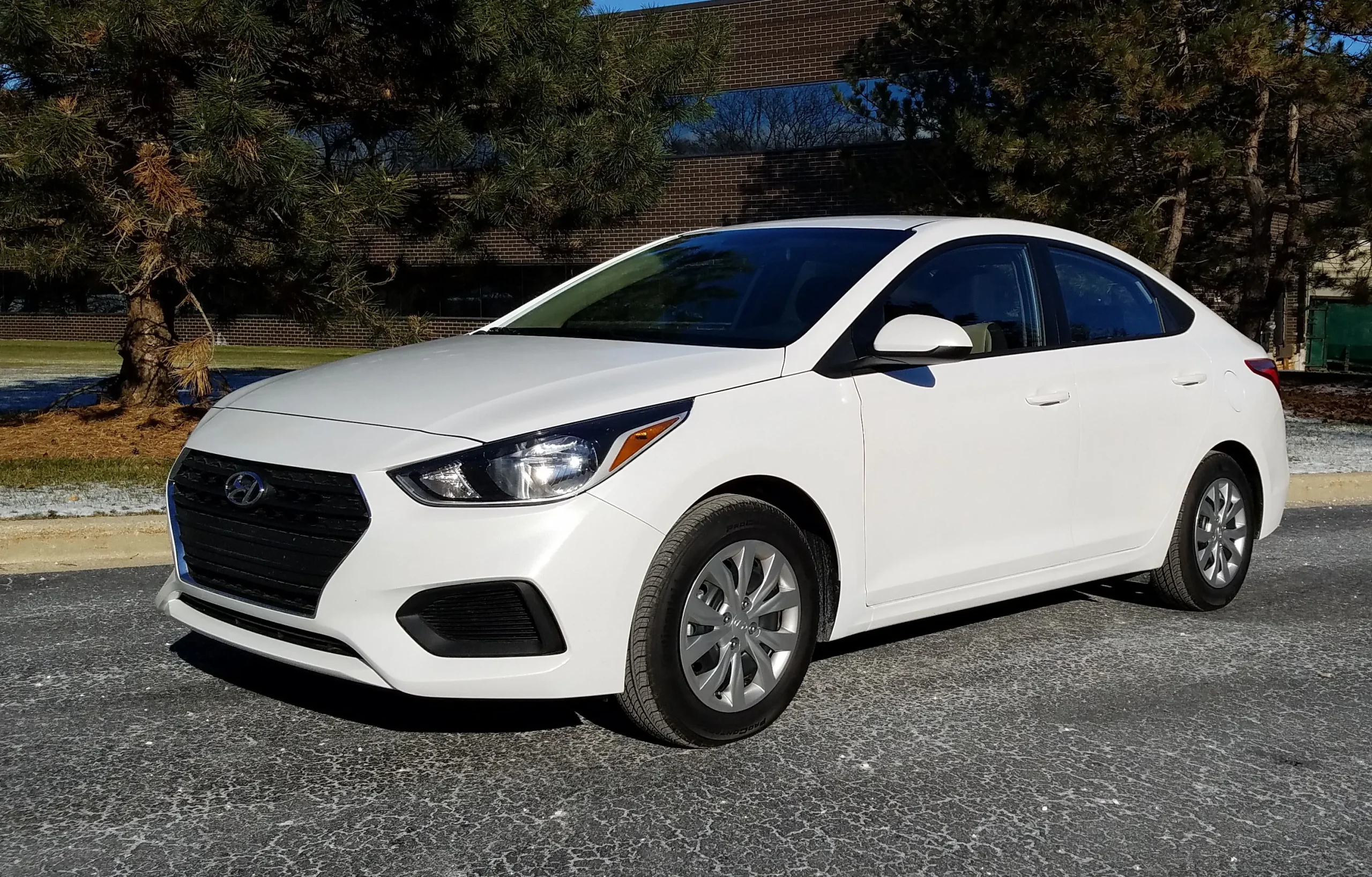 Hyundai Accent SE