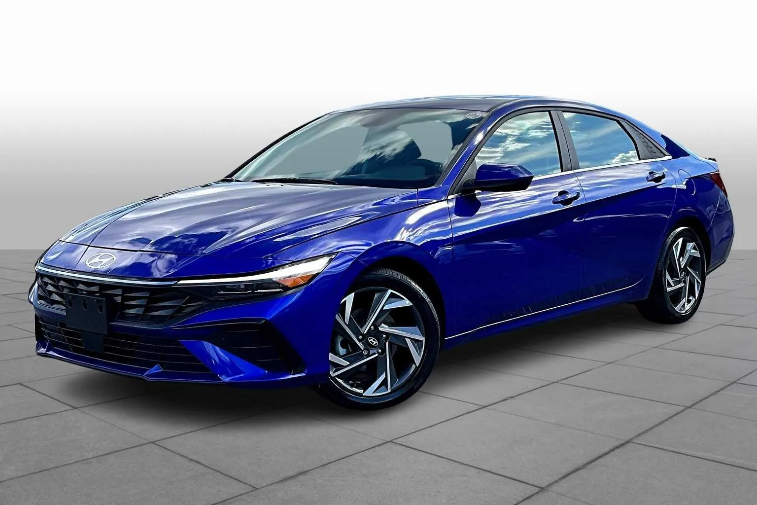 Hyundai Elantra SEL 2024