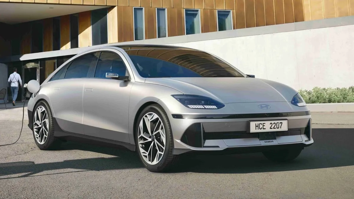 Hyundai Ioniq 6 Long Range AWD Hyundai Ioniq 6 Long Range AWD