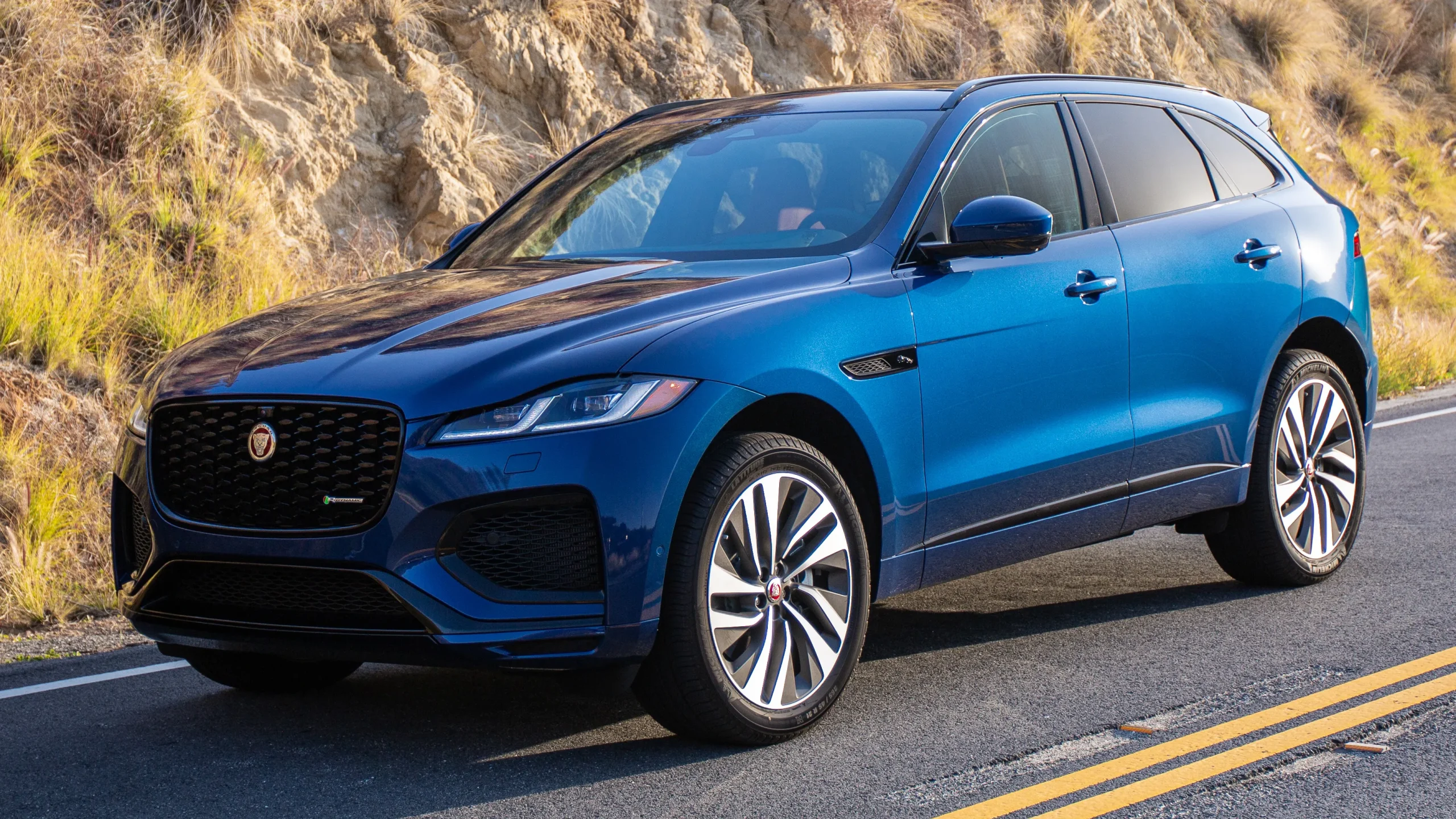 Jaguar F Pace