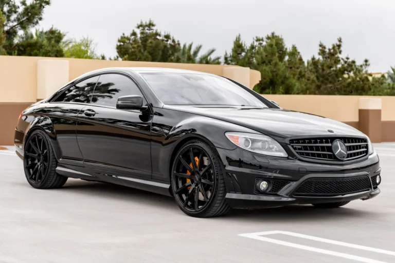Mercedes Benz CL65 AMG