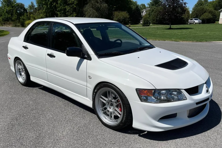 Mitsubishi Lancer Evolution VIII