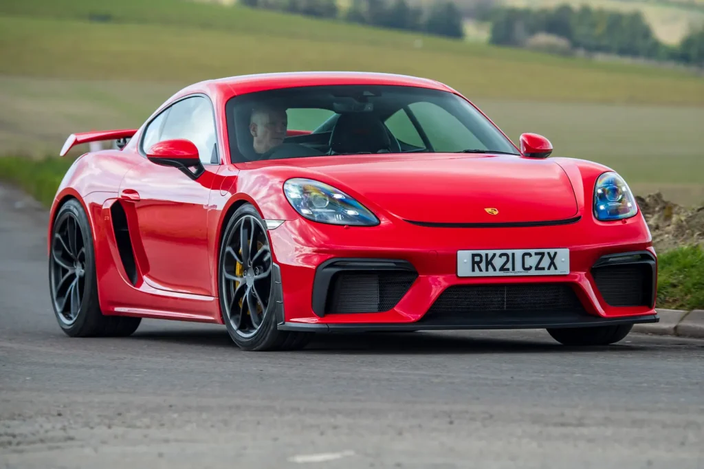 Porsche 718 Cayman GT4