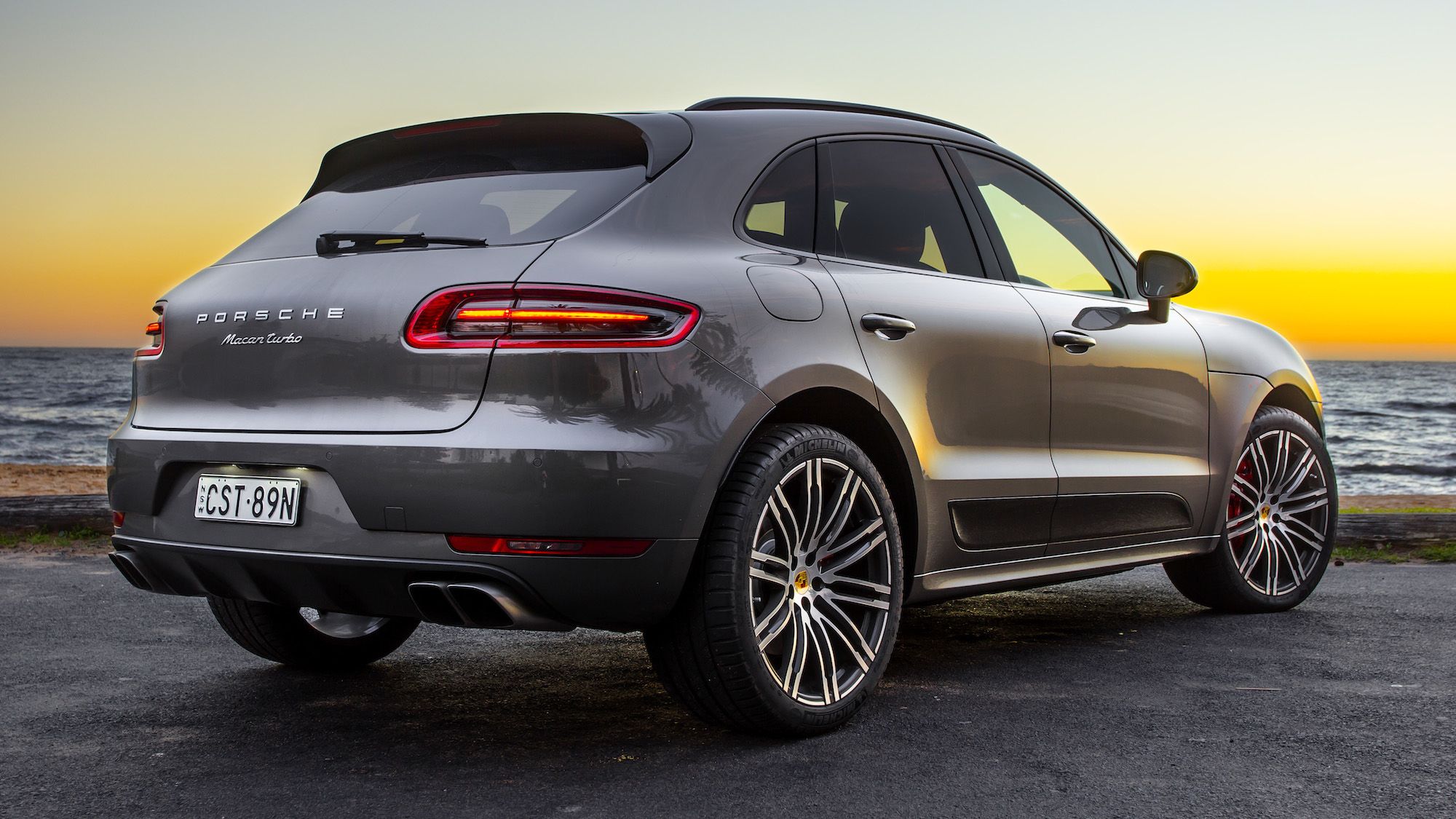 Porsche Macan (2014 2018) Porsche Macan (2014 2018)