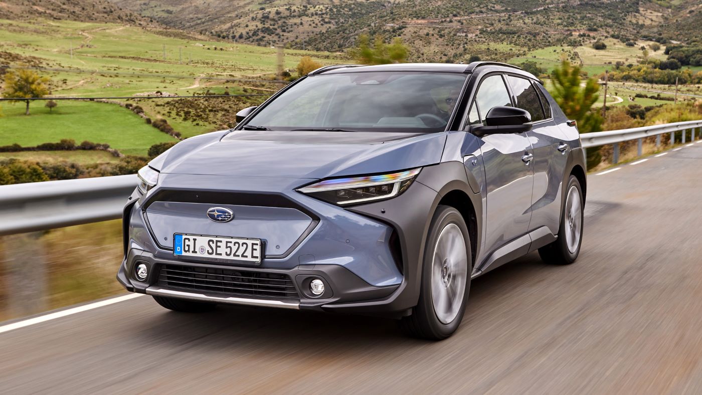 Subaru Solterra Base