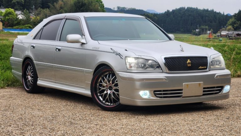 Toyota Crown Athlete V Turbo