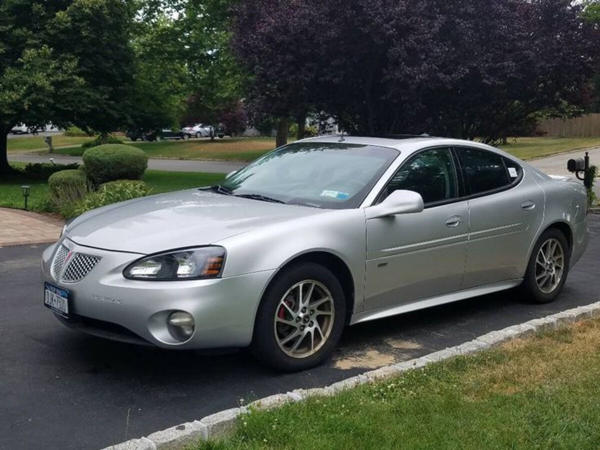 2005–2008 Pontiac Grand Prix GXP 2005–2008 Pontiac Grand Prix GXP