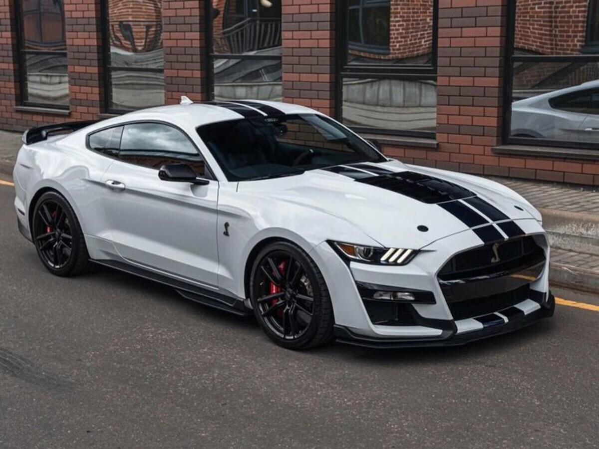 Ford Mustang Shelby GT500 (2013–2020) Ford Mustang Shelby GT500 (2013–2020)