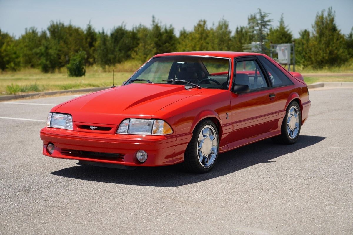 1990 Ford Mustang