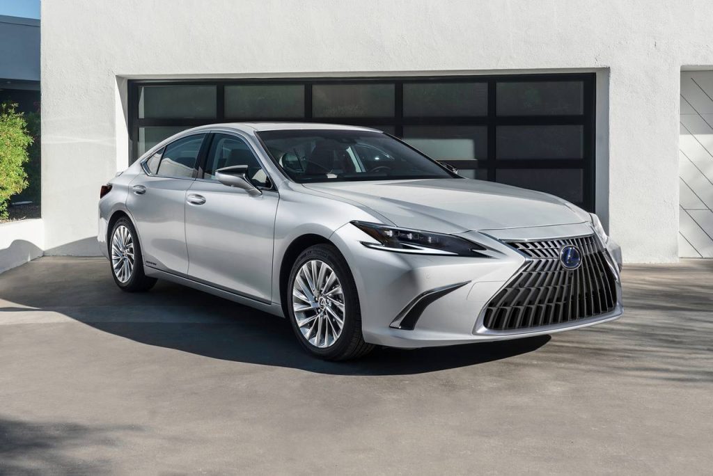 2022 Lexus ES 300h