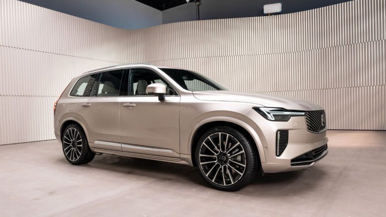 2025 Volvo XC90