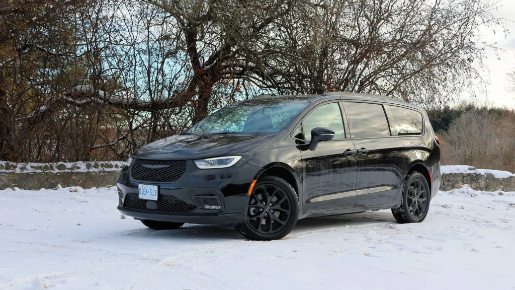 2026 Chrysler Pacifica Hybrid