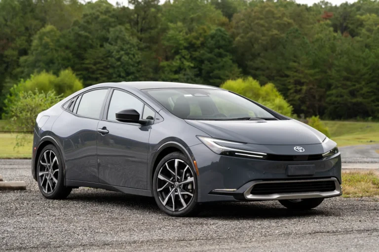 2026 Toyota Prius Plug-in Hybrid
