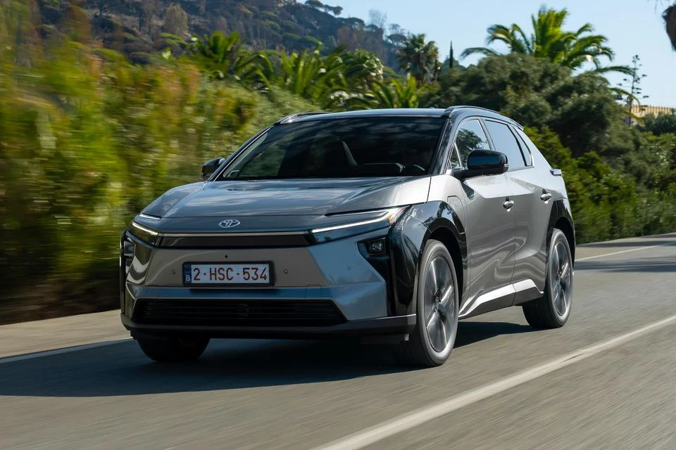 2026 Toyota bZ4X (FWD) 2026 Toyota bZ4X (FWD)