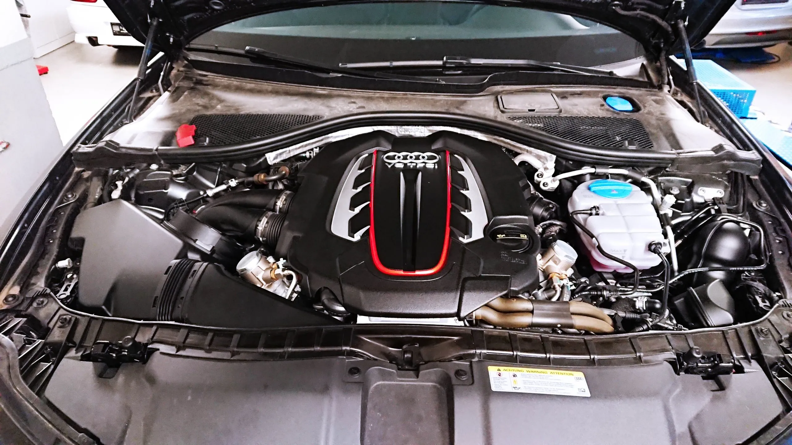 4.0 TFSI Twin Turbo V8