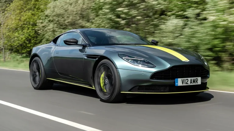 Aston Martin DB11 AMR