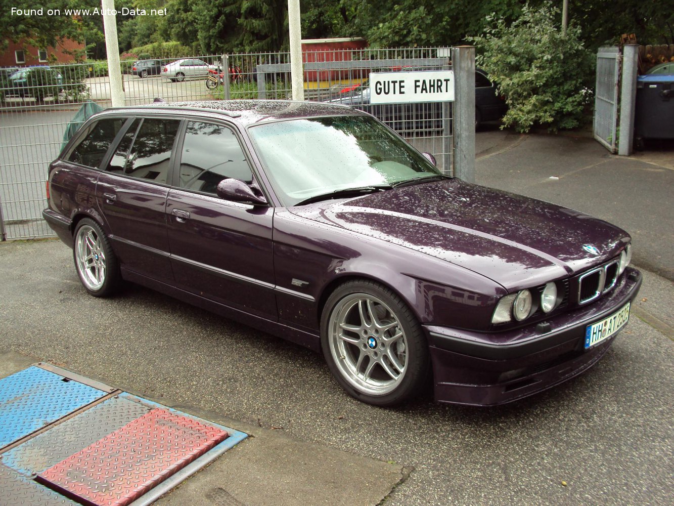 BMW E34 5 Series Touring (1991 1996)