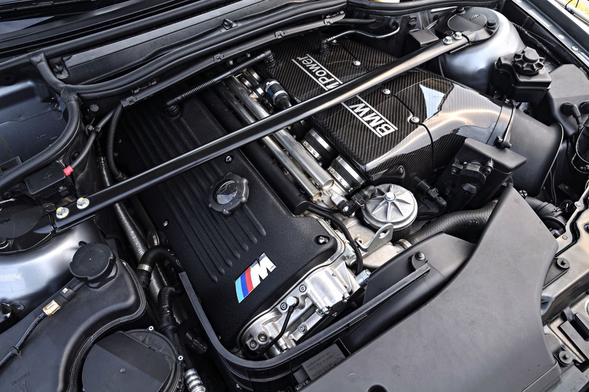 BMW S54 Engine