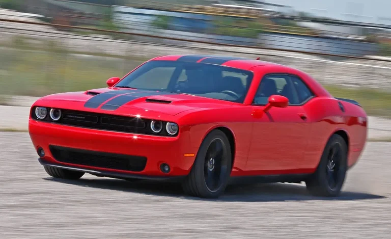 Dodge Challenger RT