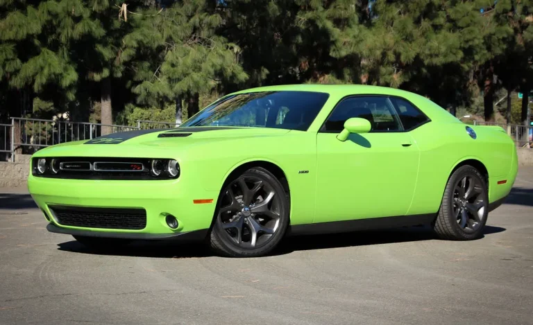 Dodge Challenger RT Manual
