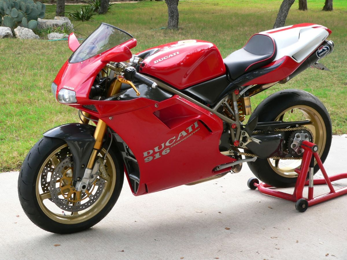 Ducati 916 Strada 1994