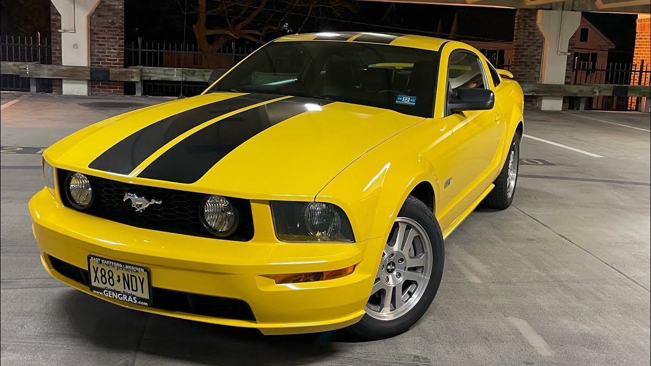 Ford Mustang (2005–2009) Ford Mustang (2005–2009)