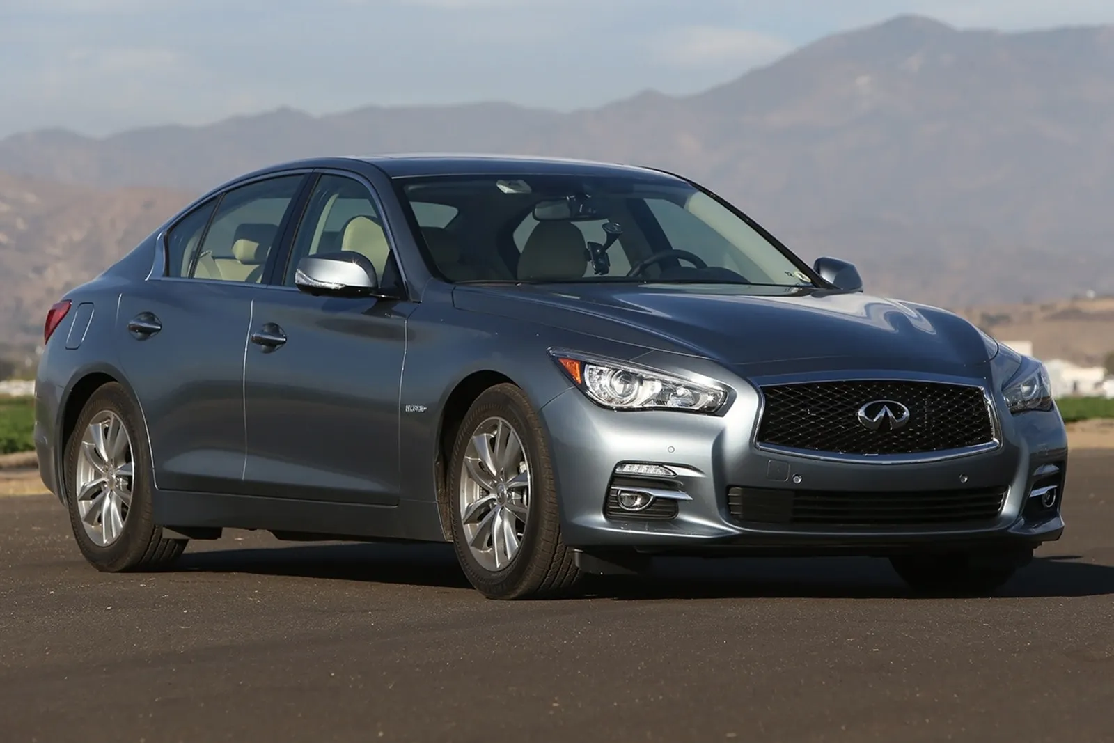 Infiniti Q50 3.0t