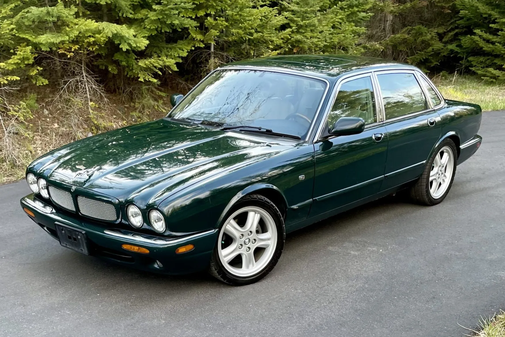 Jaguar XJR X308