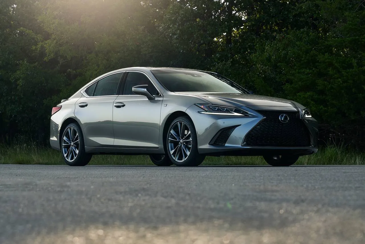 Lexus ES 350 F Sport