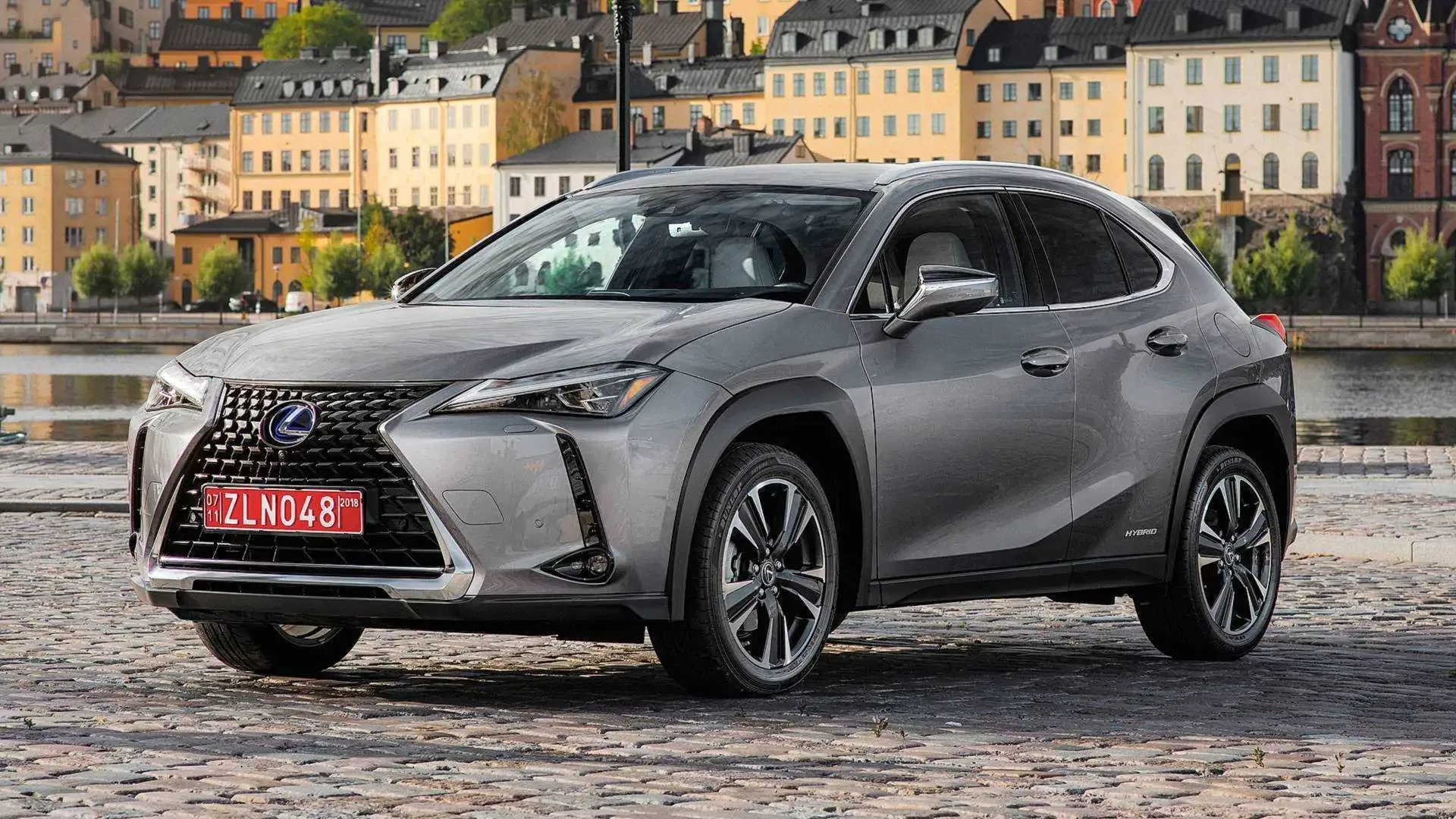 Lexus UX 250h